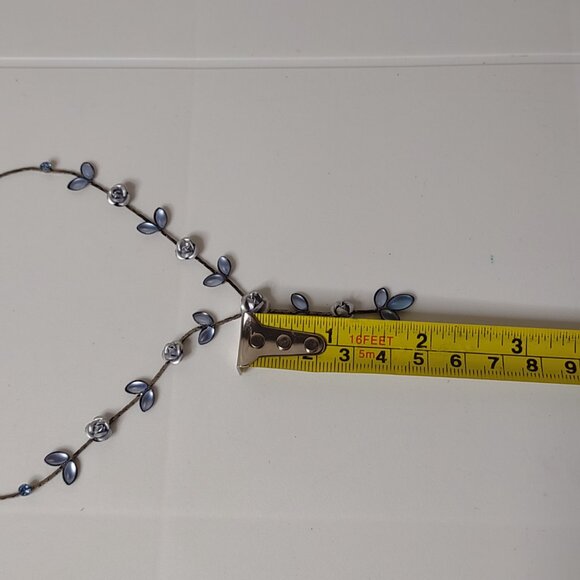 19 Inch Pretty Blue Flower Necklace - Picture 8 of 8